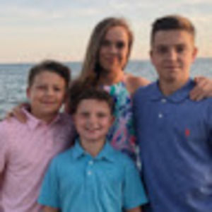 Meet your Posher, Eva